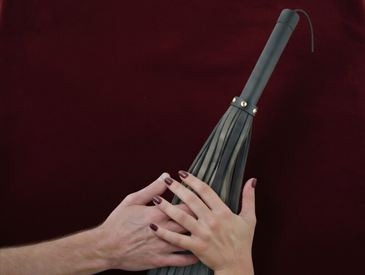 Shadow-Beast: der GUMMI STRIEMER