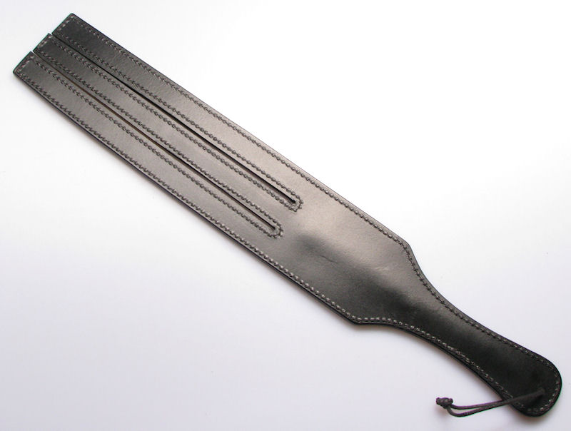 PADDLE - Triple Tail Tawse heavy