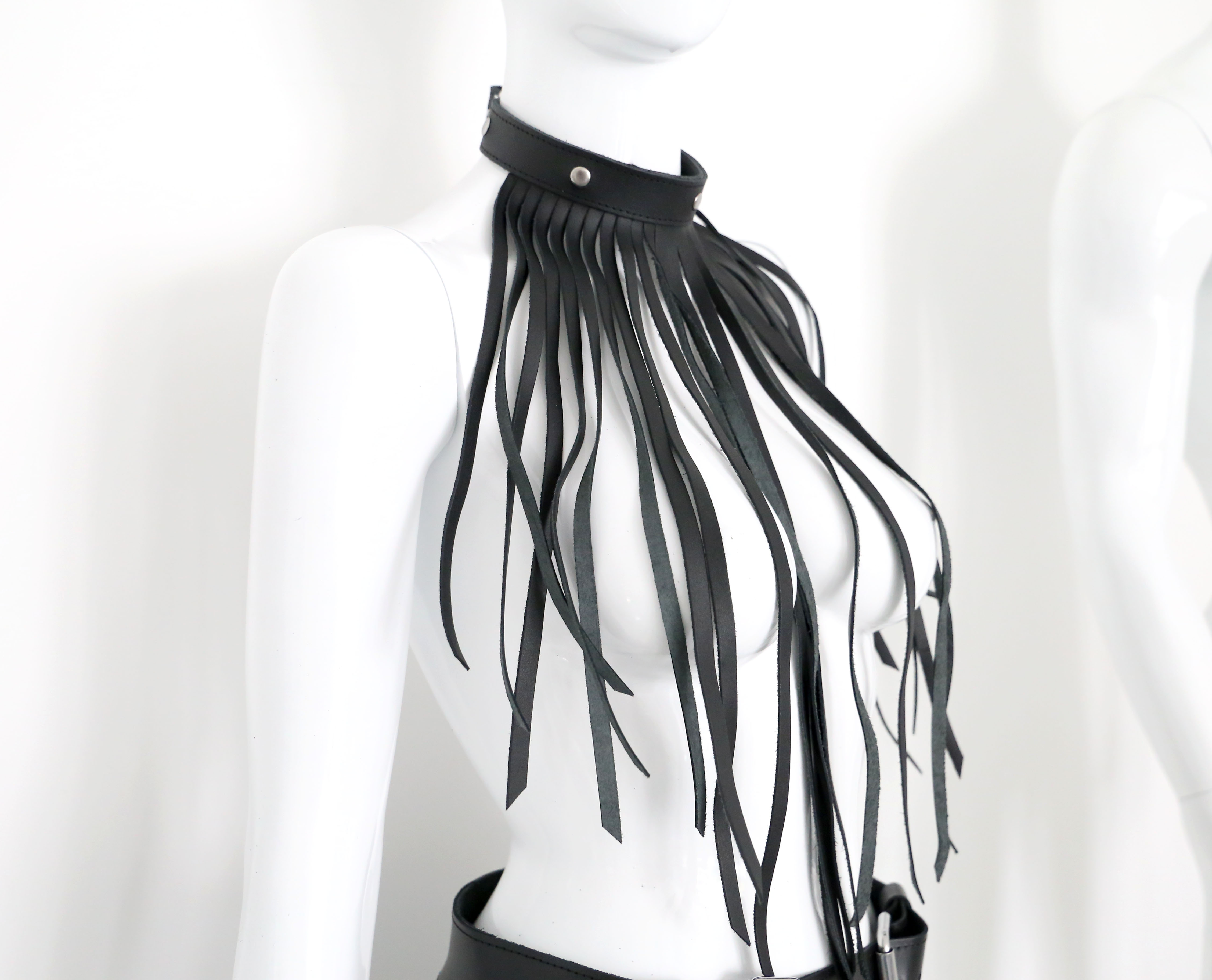 Fringe Halsfessel