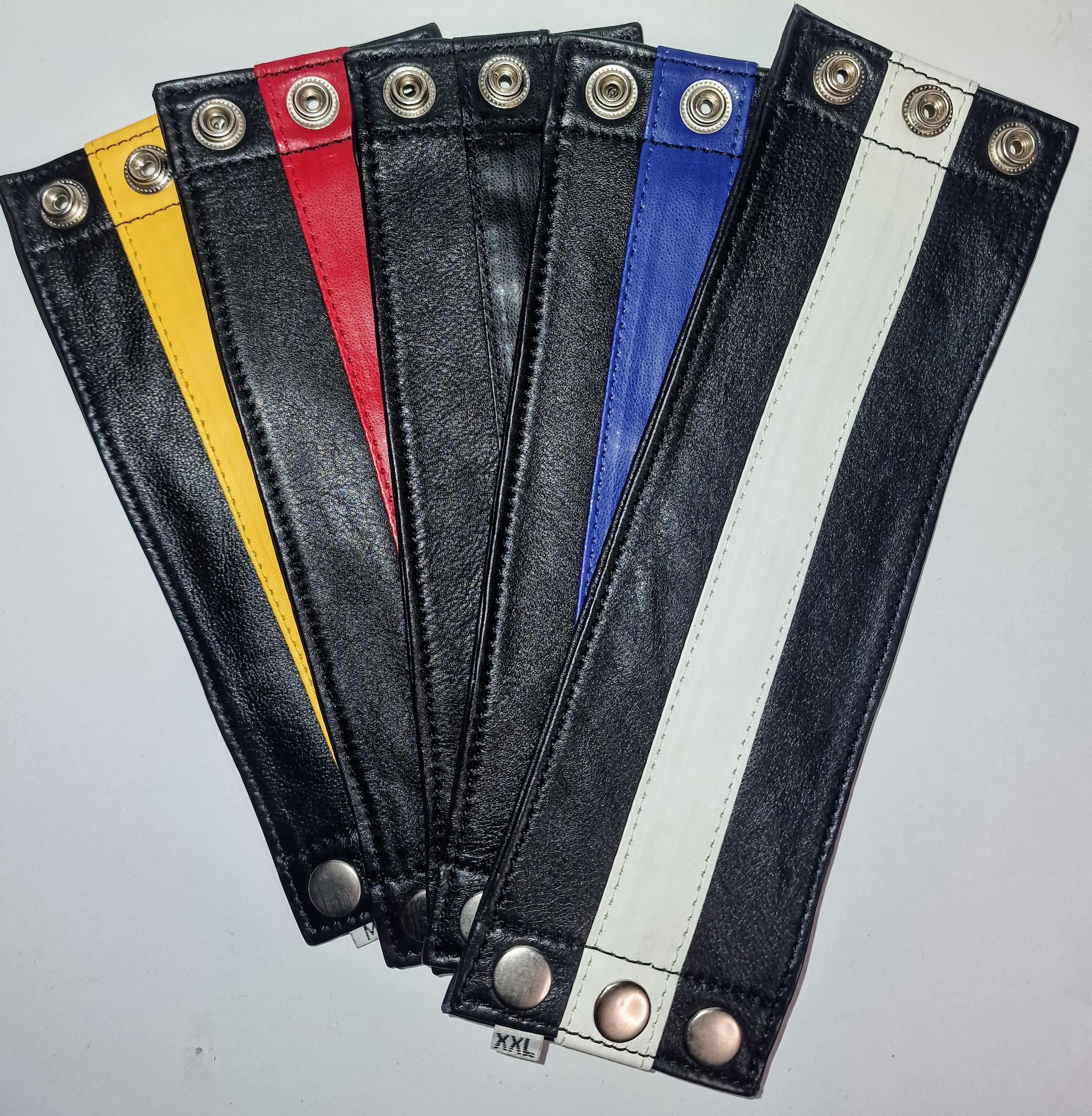 Wrist Wallet - Armband Portemonnaie- in 5 verschiedenen Farben!