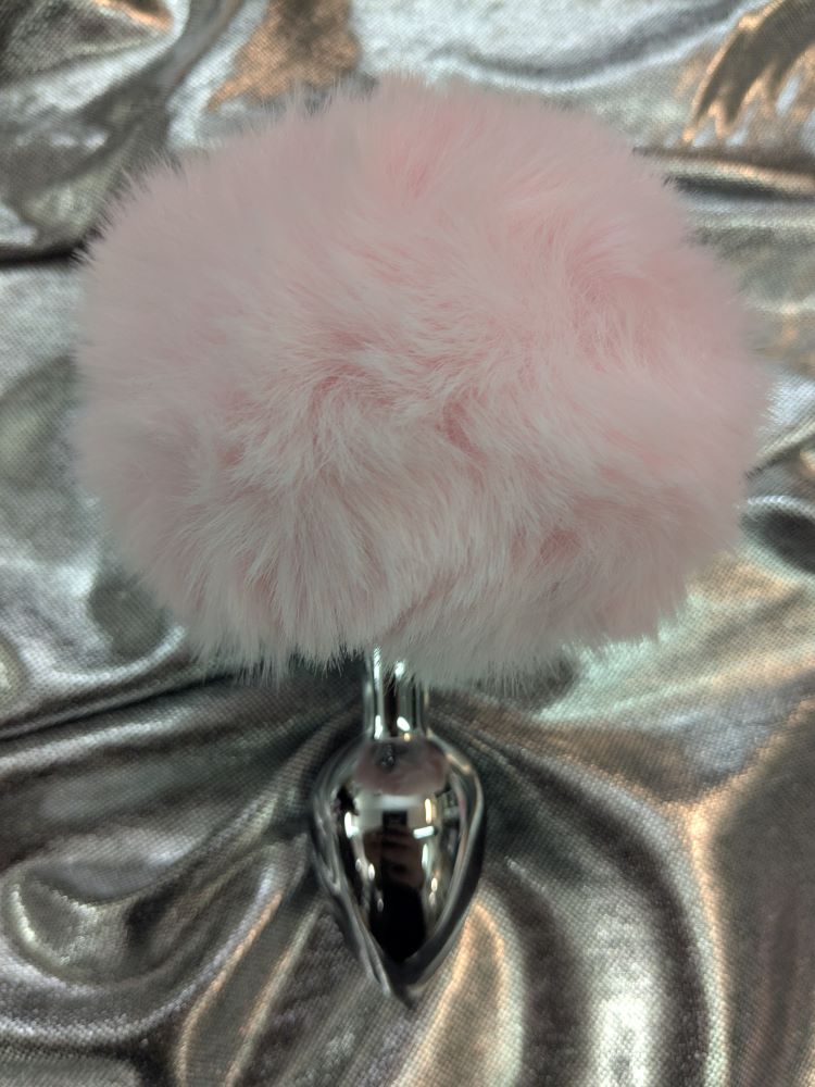 Niedlicher Buttplug aus Metall für Petplay